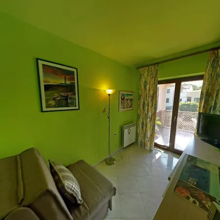 Anica Apartment Banjole Exterior photo